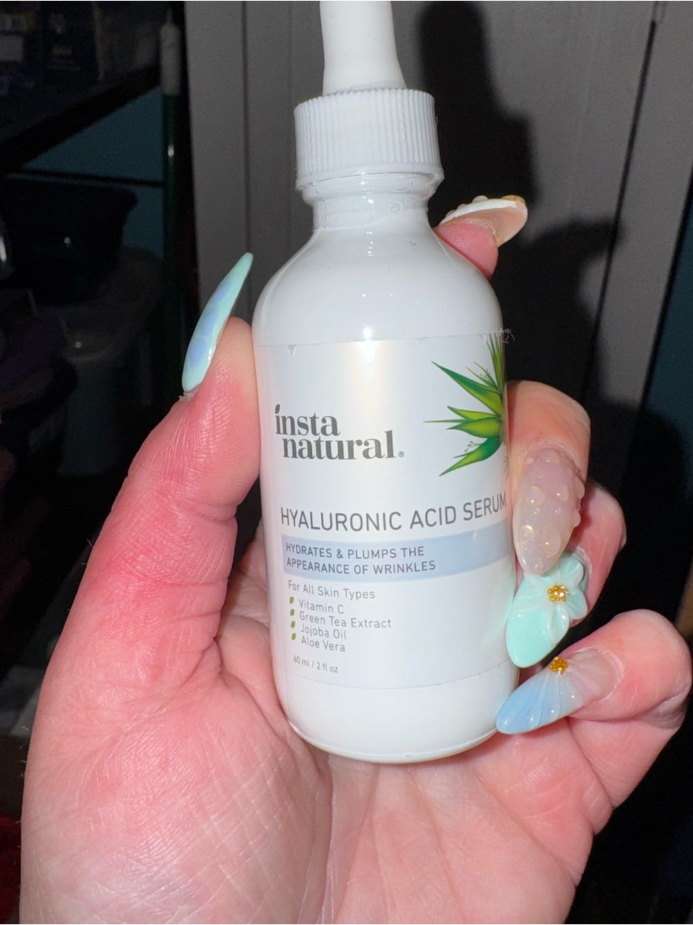 Hyaluronic acid serum